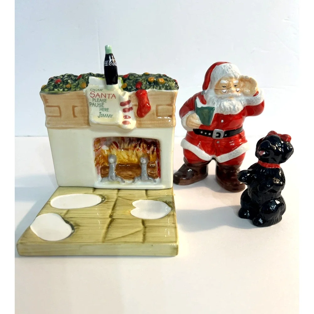Vintage 2002 Coca Cola Salt & Pepper Shakers Limited Holiday Portraits Santa Dog